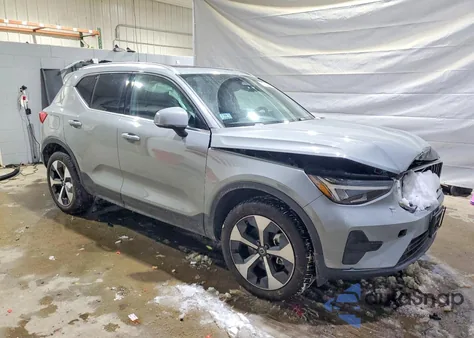 2025 Volvo Xc40 Core z USA, uszkodzony, nr VIN YV4L12UJ0S2551073